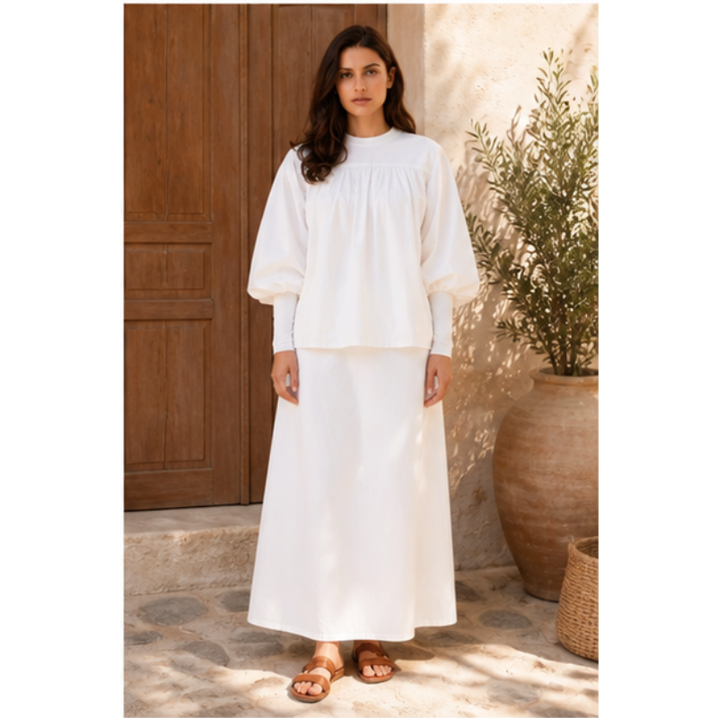 White top bouffant with closed neckline Tsniout - product photo 3