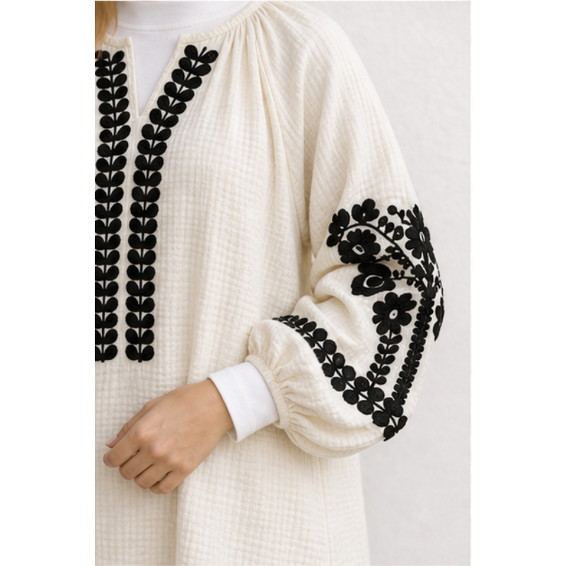 Ivory tunic with broderie black Tsniout - product photo 4