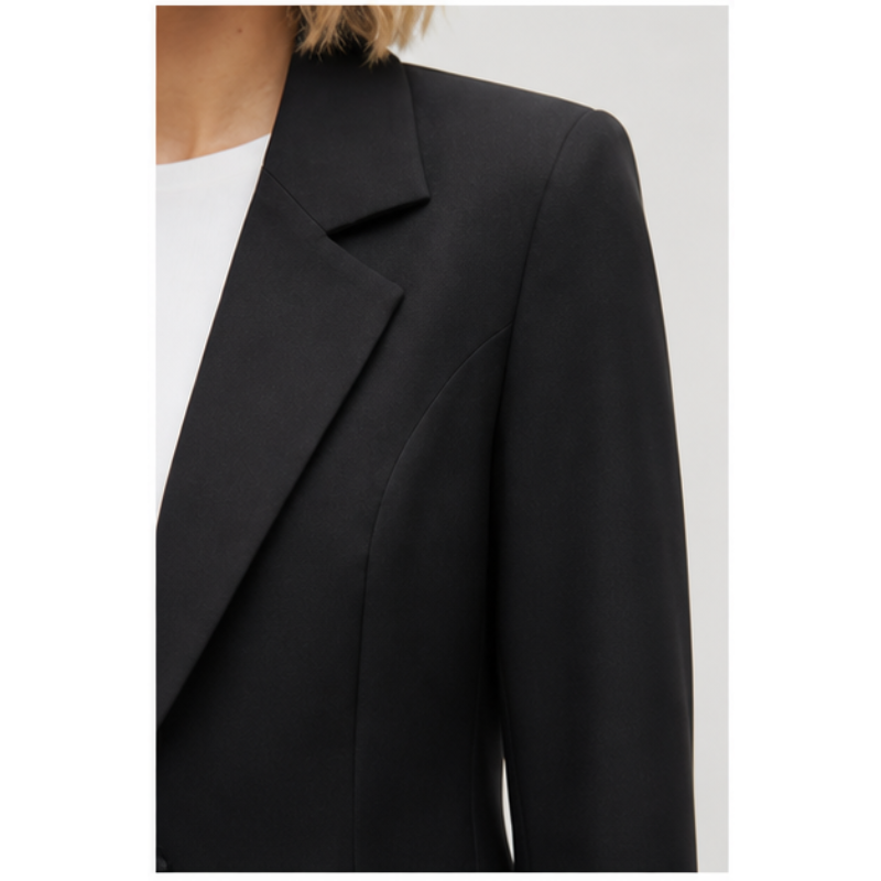 Black short blazer Tsniout - product photo 4