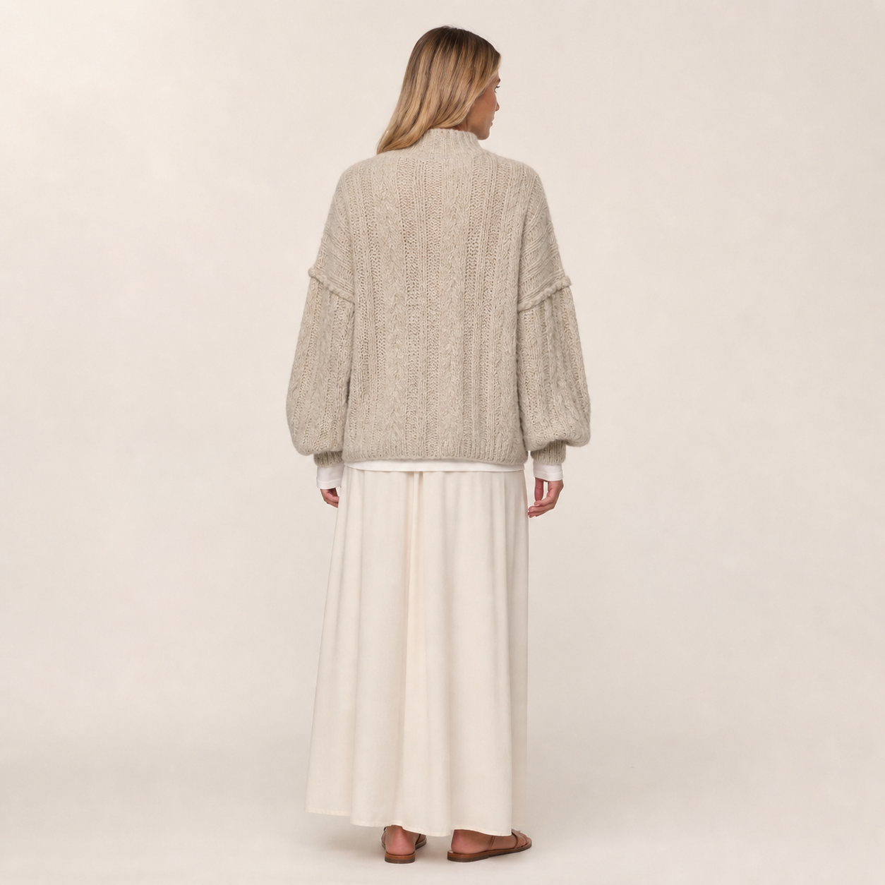 Beige sweater in chunky knit Tsniout - product photo 2